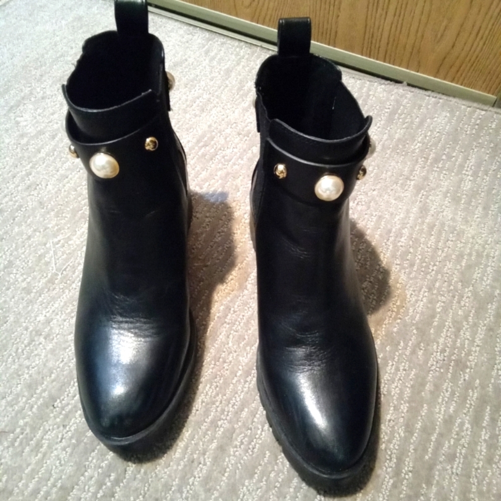 Karl Lagerfeld boots for spring. - Picture 2 of 5